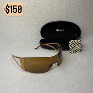 ✨✨✨✨SOLD✨✨✨✨Versace Gold Medusa Rimless Shield Sunglasses Authentic RARE GUC